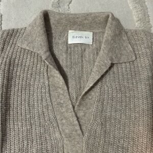 Eleven Six Women's V-Neck Sweater - Tan